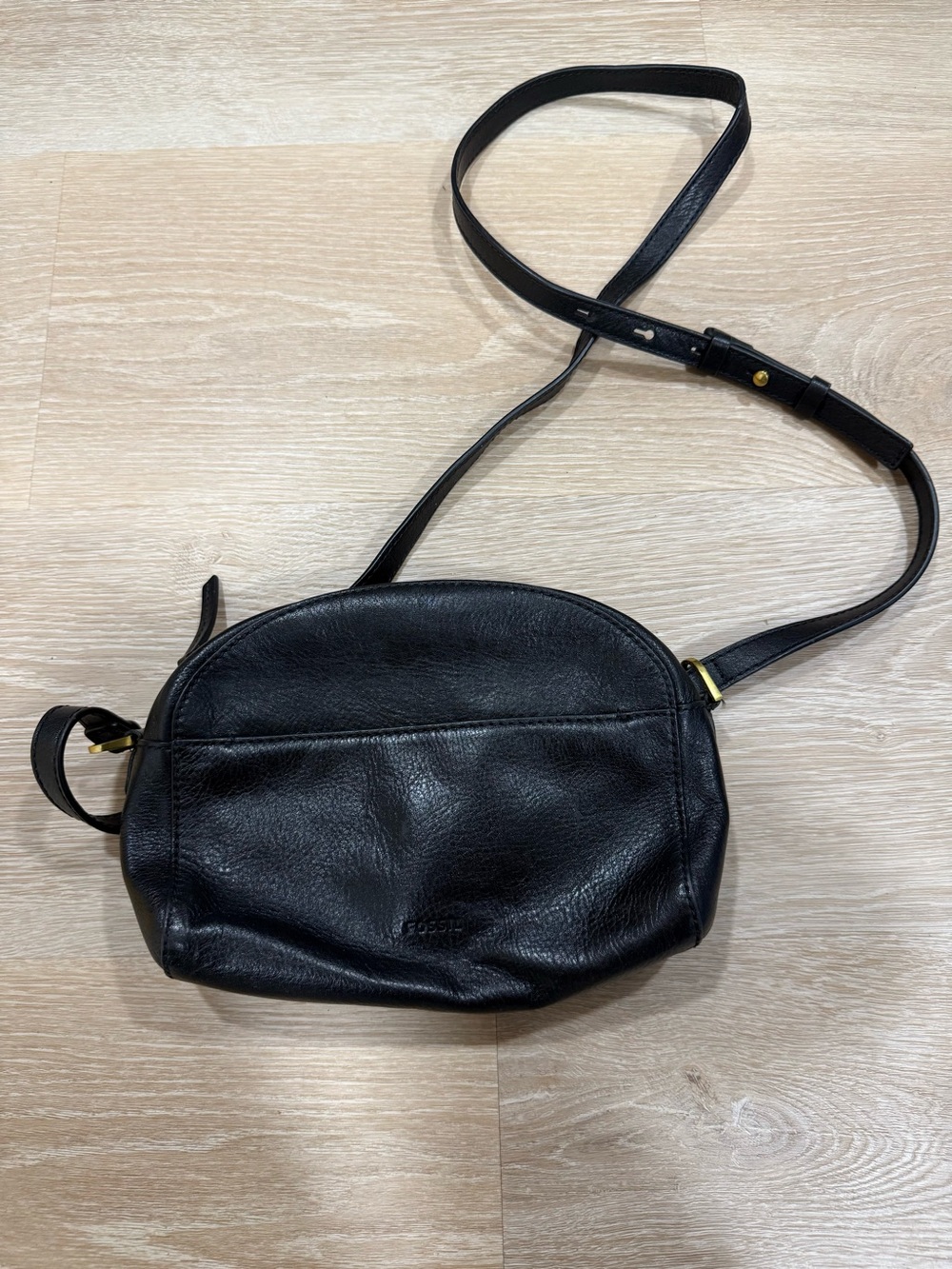 Fossil Black Pebbled Leather Crossbody Bag with Gold Hardware